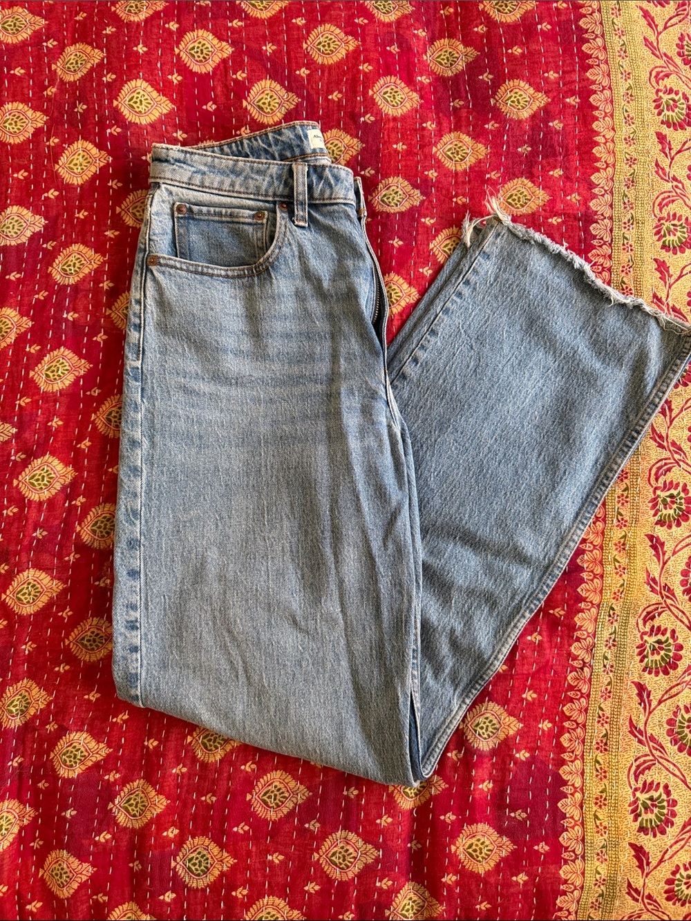 Abercrombie “Curve love” High-Rise Denim Jeans